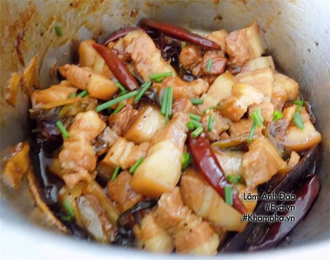 lam thit kho kieu nay vua thom vua la, huong bay nuc mui hang xom - 6