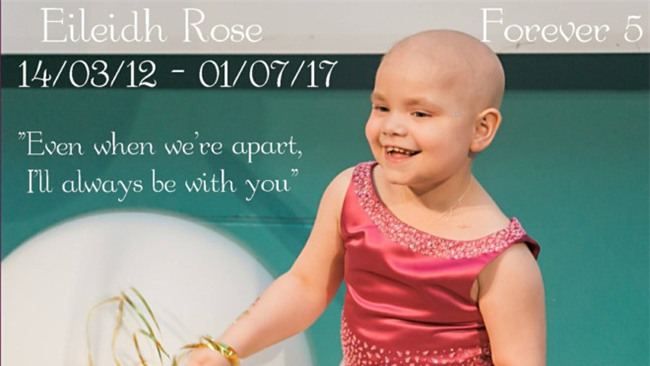 Be gai 5 tuoi lam dam cuoi voi ban than truoc khi qua doi hinh anh 5