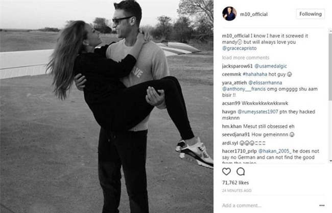 Ozil bị hack tài khoản Instagram, đăng hình tình cảm với bạn gái cũ - Ảnh 1.