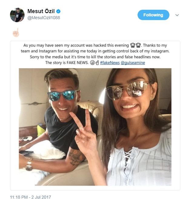 Ozil bị hack tài khoản Instagram, đăng hình tình cảm với bạn gái cũ - Ảnh 2.