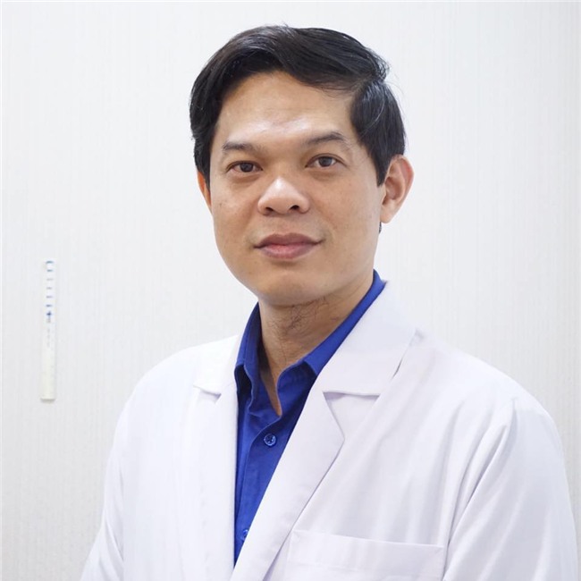 san phu keu dau lung, te liet chan vi gay te tuy song khi de mo, bac si noi gi? - 3