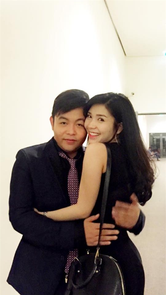 do-mat-vi-loat-anh-quang-le-om-ap-thanh-bi-sau-vu-lo-anh-nong-blogtamsuvn03