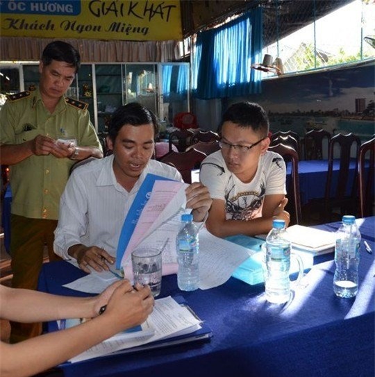 chặt chém khách, khách du lịch nước ngoài, người nước ngoài, khách Tây