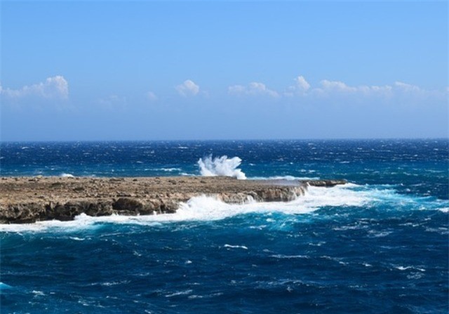 Đổi đời sau khi nhặt được vàng trong chiếc thuyền cũ, chàng trai trẻ phải trả giá đắt! - Ảnh 2.