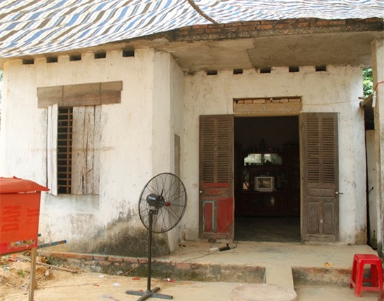 co giao mam non bi sat hai voi 11 vet chem: con ve trong canh tang thuong - 2