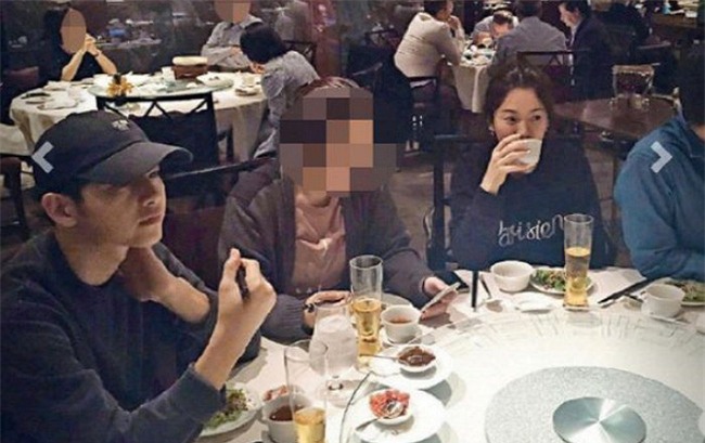 Xem lại loạt ảnh mới thấy cặp đôi Song - Song đã ngấm ngầm diện đồ đôi bấy lâu nay - Ảnh 4.