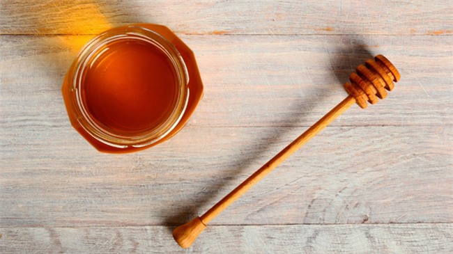 Phòng bệnh và trị bệnh cảm cúm đơn giản bằng gừng và mật ong: Bạn đã biết sử dụng đúng cách? - Ảnh 3.