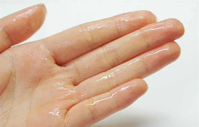 Nhờ sự kiện hot mà mặt nạ 7 ngày của Song Joong Ki lại bán đắt hàng như tôm tươi - Ảnh 13.