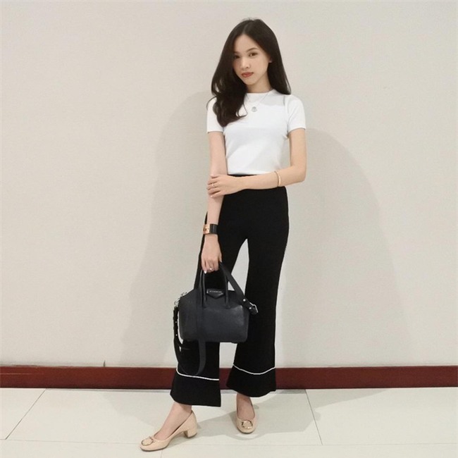 Chẳng cần cầu kỳ, áo phông vẫn là thứ dễ mặc nhất trên đời vì diện với cái gì thì cũng đẹp - Ảnh 4.