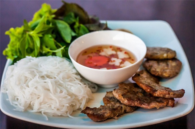 Chứa nhiều chất gây ung thư, món khoái khẩu này được chuyên gia khuyên: Đừng ăn thoải mái! - Ảnh 1.