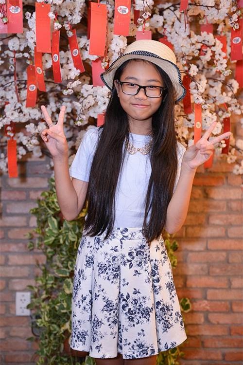 Phương Mỹ Chi lại hứng sóng gió với quần áo ngắn và hở - Ảnh 14.