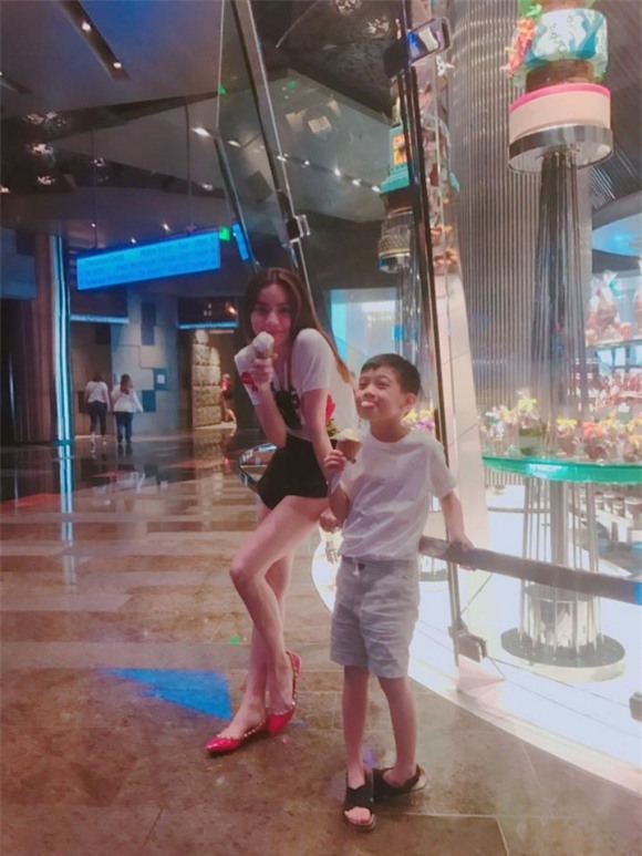 ,nữ ca sĩ hồ ngọc hà,Ho Ngoc Ha va con trai,ho ngoc ha va su beo, sao Việt