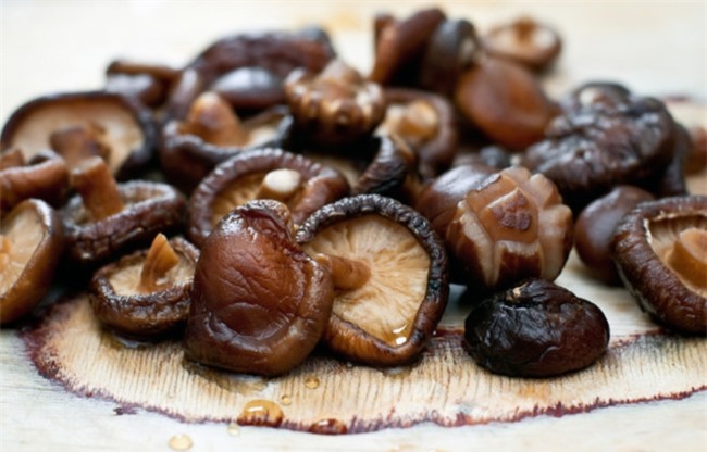 Thiếu máu khi đến ngày đèn đỏ, chị em đừng quên bổ sung ngay những thực phẩm này để tránh hoa mắt, chóng mặt - Ảnh 2.