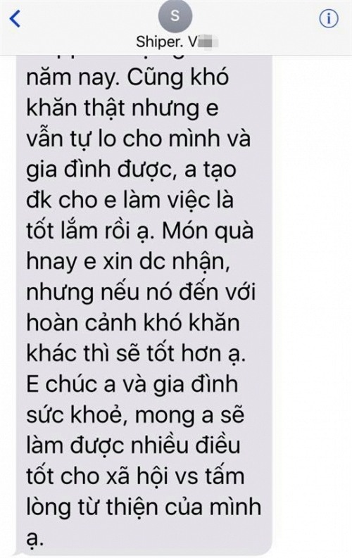 Shipper mắc bệnh ung thư được tặng 300 nghìn, dòng tin nhắn anh gửi lại sau đó khiến vị khách lặng người - Ảnh 3.