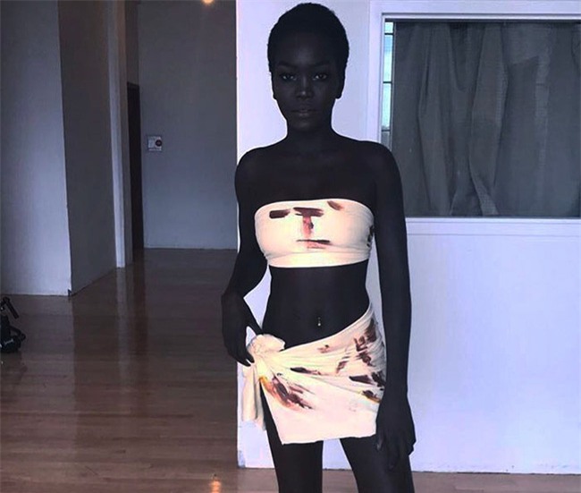 them 1 chan dai co lan da den khong ai bi noi dang khuay dao lang thoi trang - 14