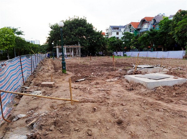 Hà Nội: Thiếu nước sinh hoạt, nhiều gia đình KĐT Đại Kim ngậm ngùi bỏ 3 triệu đồng/20 ngày mua nước sạch - Ảnh 10.