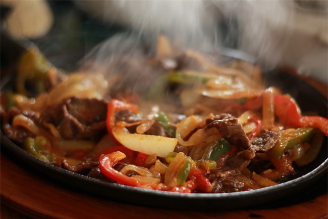 Hơn 30 loại ung thư do ăn uống sai lầm: Nguyên tắc giàu-nghèo nên dạy trẻ từ bây giờ - Ảnh 3.