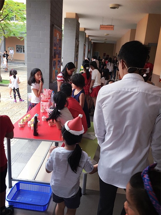 Loạt ảnh doi thuong hanh phuc dáng ghen tỵ cua Thuy Tien - Cong Vinh