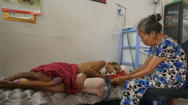 Hy hữu: Tìm thấy người thân mất tích trong bệnh viện khi xem ti vi - Ảnh 3.