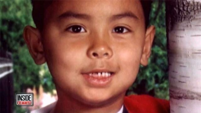 Thoát chết sau 6 nhát dao oan nghiệt của bố ruột, 10 năm sau cậu bé nói một câu khiến ai cũng nghẹn ngào - Ảnh 1.