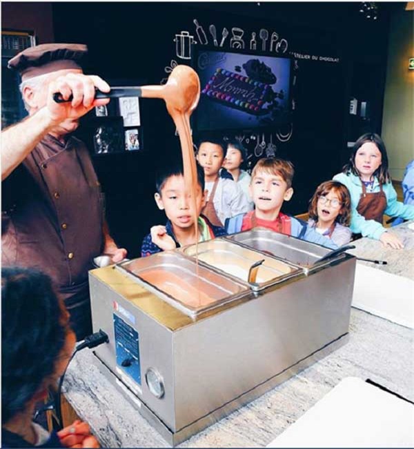 Trường học chuyên đào tạo vua và giới quý tộc có gì đặc biệt? - 6