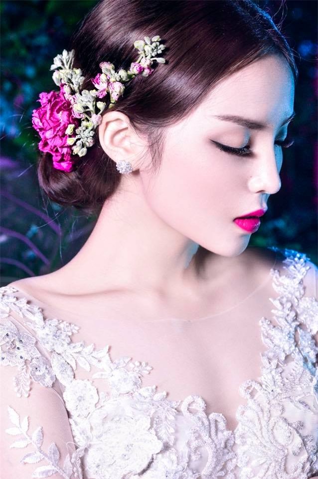 ky duyen de lo vai tran, khoe goc mat 3/4 than thanh dep 