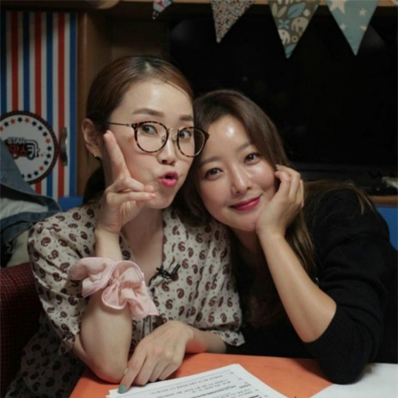 diễn viên Kim Hee Sun,nữ diễn viên kim hee sun,vẻ đẹp quyến rũ của Kim Hee Sun,Kim Hee Sun đẹp tự nhiên