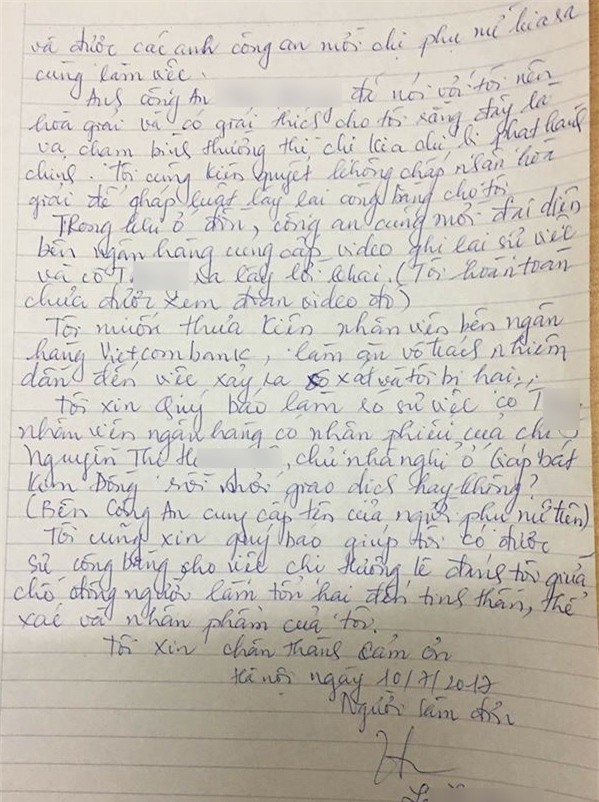 Hà Nội: Hai người phụ nữ đánh nhau ngay tại ngân hàng vì số thứ tự xếp hàng - Ảnh 2.
