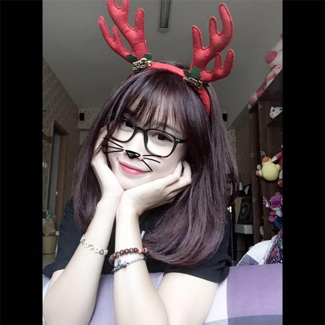 Dân mạng truy tìm bạn gái mới của Văn Toàn - Ảnh 7.