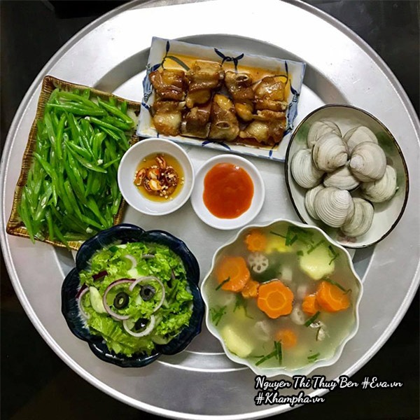 ba noi tro 8x khoe nhung mam com gia dinh “dung chuan quang ninh”, ai nhin cung them - 6