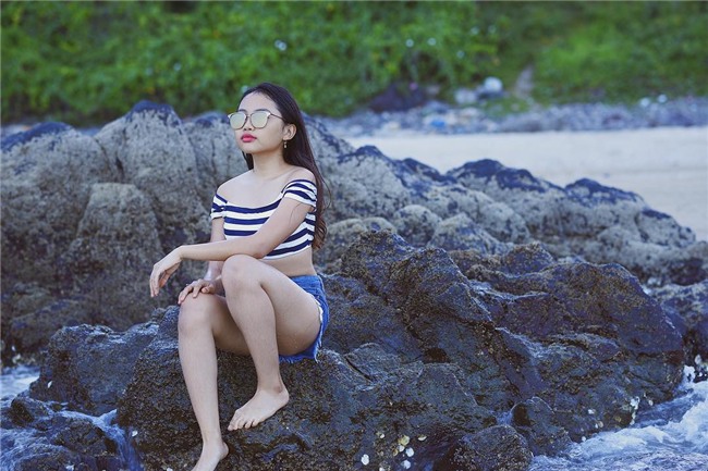 Phương Mỹ Chi nói về chiếc áo hở lưng -1