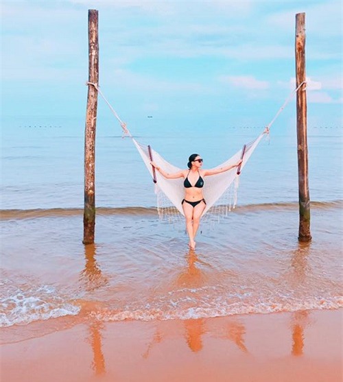 7 sao viet tu tuan, ngu tuan van khien fan "day song" khi mac ao tam - 17