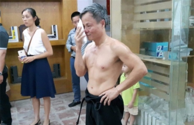 Võ sư Đoàn Bảo Châu vẫn được ngợi khen dù thua cao thủ Flores