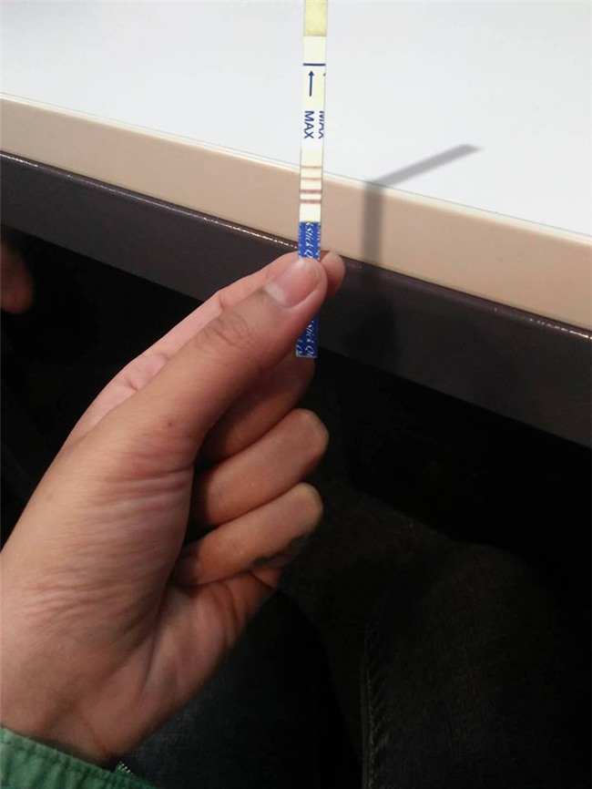 muon niu keo ban trai, co gai len mang nho chinh anh “que thu thai 2 vach” va cai ket khong the ngo - 15