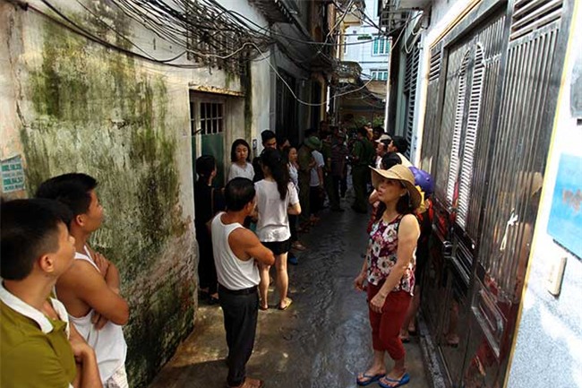 hien truong vu chay khien 4 nguoi trong gia dinh tu vong o ha noi - 1