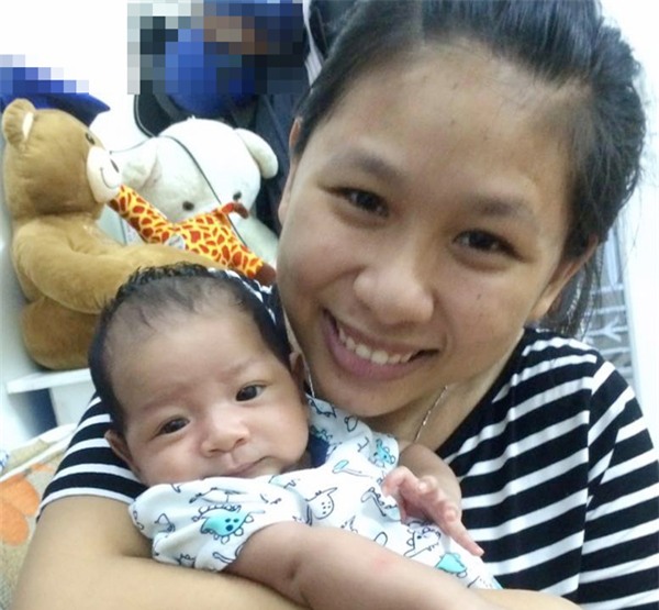 trong giay phut dau de kinh hoang, me tre 9x vung tau "khong nhung tat ma con can chong" - 3