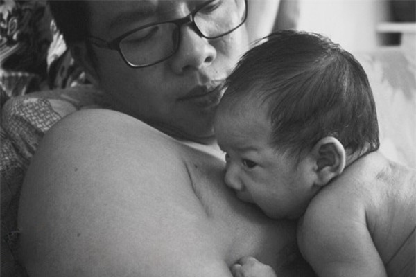 trong giay phut dau de kinh hoang, me tre 9x vung tau "khong nhung tat ma con can chong" - 4