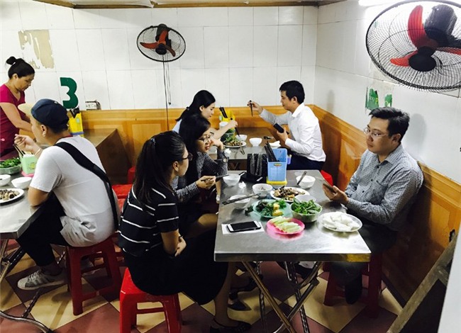 Cháo lòng Hà Nội, ẩm thực Hà Nội, địa điểm ăn ngon ở Hà Nội