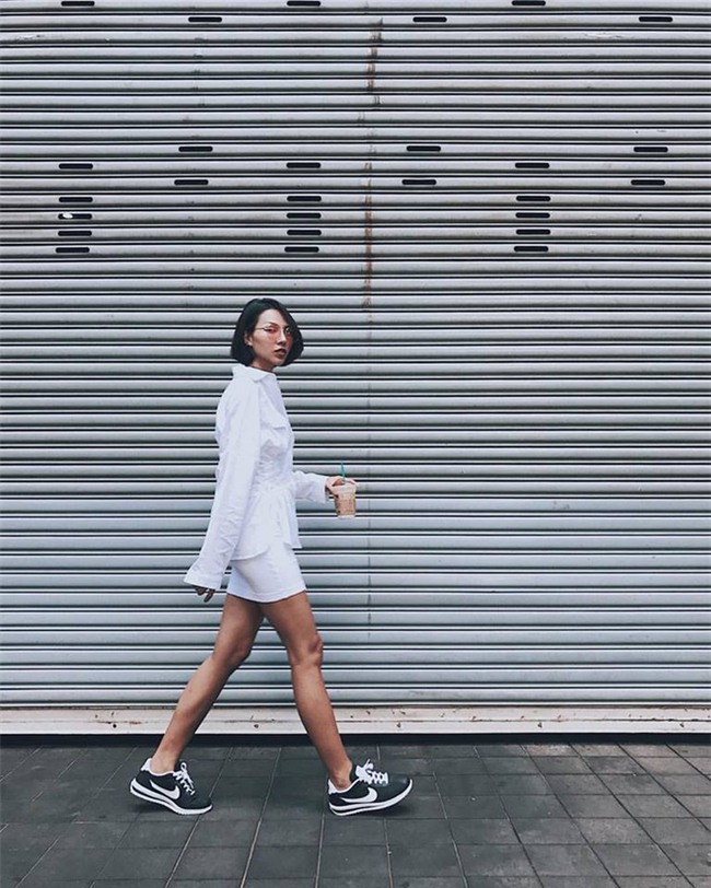 Hà Hồ và tình mới của Cường Đô la cùng mặc áo phông trắng, ai phong cách hơn ai - Ảnh 8.