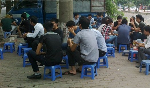 Quán trà đá, vỉa hè, quán nước, thực phẩm bẩn, cò đất