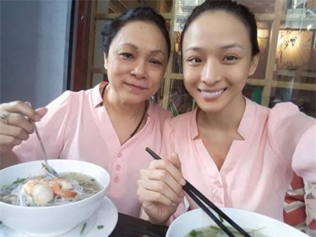 chuyện làng sao,sao Việt,Hoa hậu Phương Nga,Trương Hồ Phương Nga