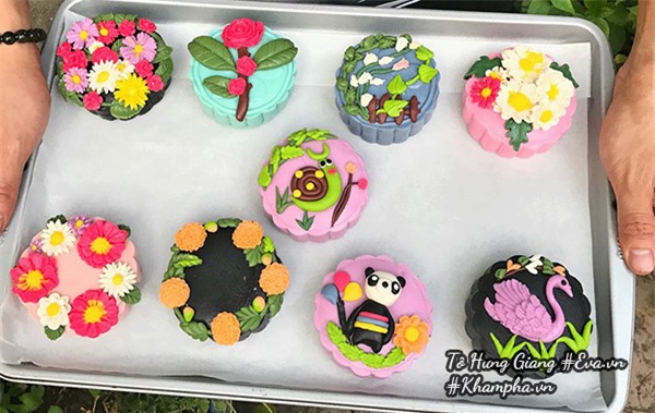 chua thang 8 am, ba me xinh dep da khien dan mang phat them vi loat banh trung thu hien dai dep my man - 3