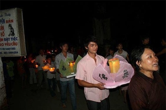 Tay giang hồ bí ẩn nhất 'Người phán xử' bất ngờ đi cày ruộng -6