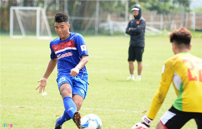 Xuan Truong khien Van Thanh 'tat dien' tren san tap hinh anh 6
