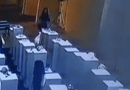 Mai selfie, co gai pha hong loat vuong mien tri gia 200.000 USD hinh anh 1