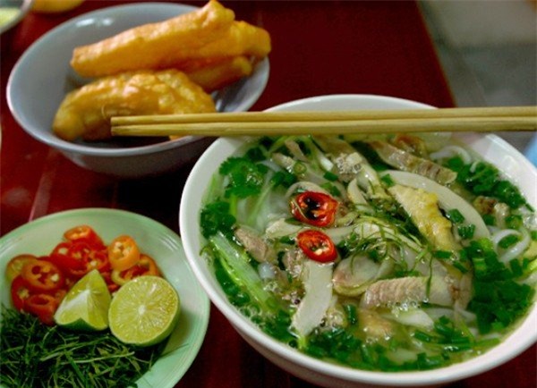 quán cà phê, quán ăn, đông khách, xếp hàng, quán phở, địa điểm ăn ngon ở Hà Nội