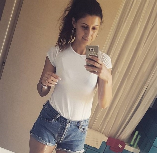 nguoi me khong ngai ngan khoe co the bi tan pha kinh khung trong no luc sinh con - 1