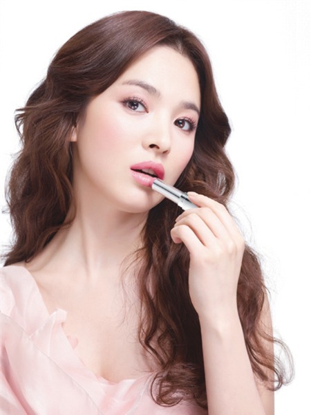 Bí quyết trẻ đẹp như thời thanh xuân của Song Hye Kyo, đơn giản đến mức ai cũng học được - Ảnh 6.
