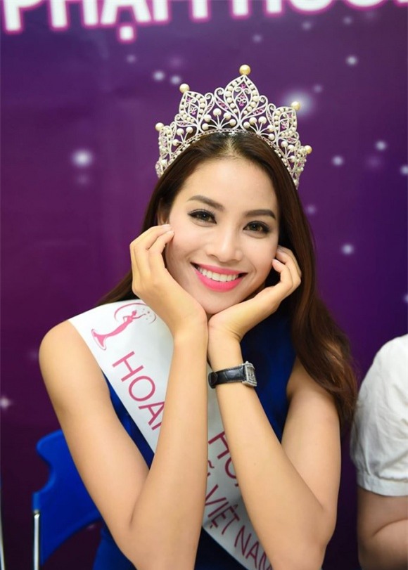 chuyện làng sao,sao Việt,Yến Trang,Phương Tring Jolie,Ngọc Trinh,Pha Lê,Midu