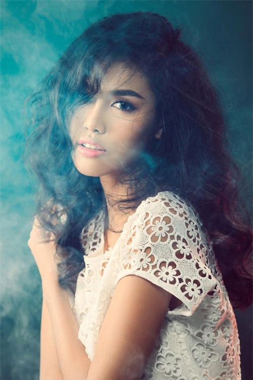 chuyện làng sao,sao Việt,Yến Trang,Phương Tring Jolie,Ngọc Trinh,Pha Lê,Midu